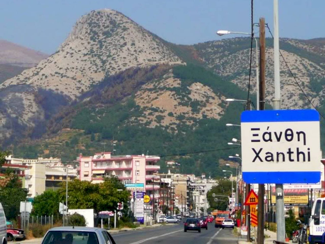 希臘北部一部冷藏卡車 警方發現41名非法移民