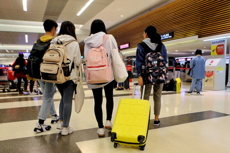 反送中後 香港中學生退學及教師離職激增