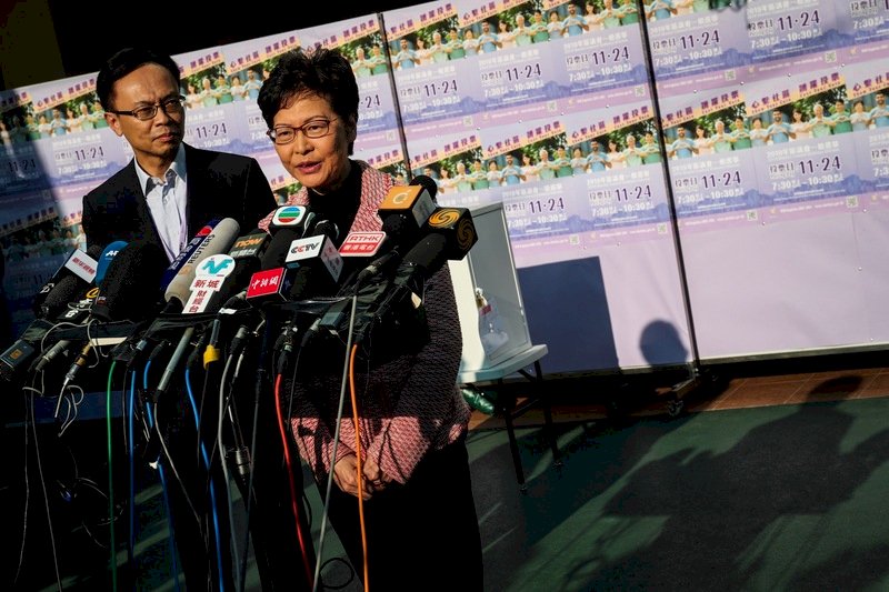 區選結果反映人民不滿 林鄭:政府聆聽反思