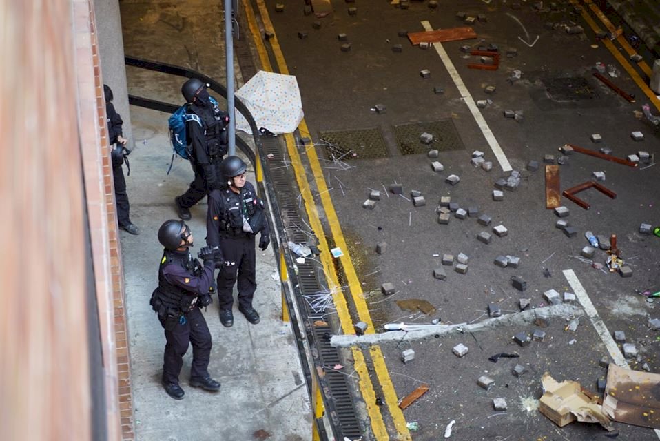 港警今入理大搜證 人權團體批升高對立
