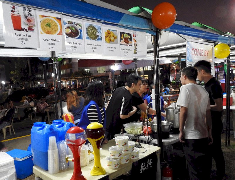 菲律賓蘇比克灣台商6日到8日首次舉辦台灣美食節,希望藉此推廣台灣美食並與當地員工同樂。