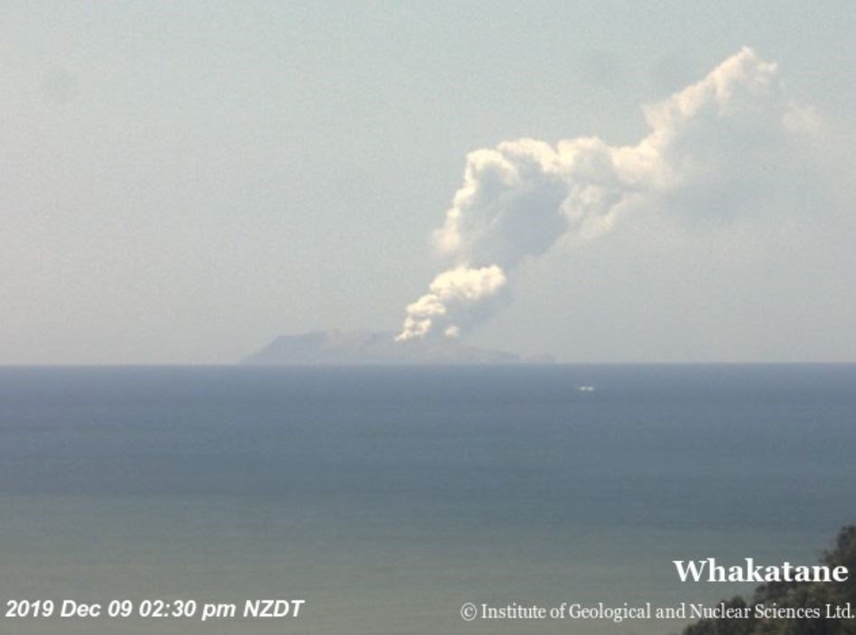 紐西蘭百餘年來火山爆發 一次看清楚