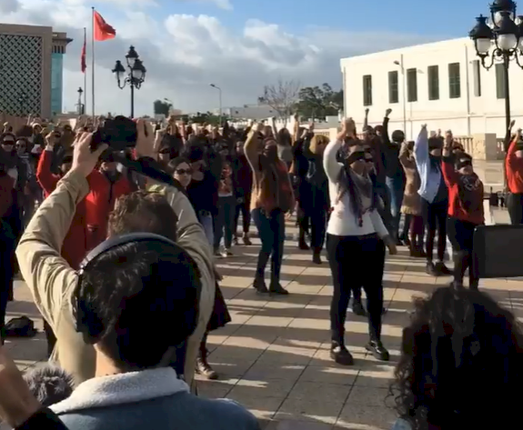 反性侵快閃歌舞夯全球 突尼西亞婦女不再沉默
