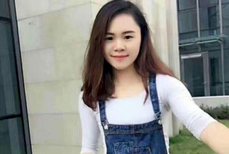 向習近平肖像潑墨女子 傳再被送進精神病院