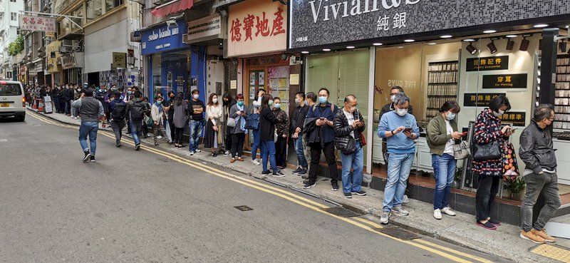 新冠肺炎 香港家族邀中國親友吃火鍋9人遭感染
