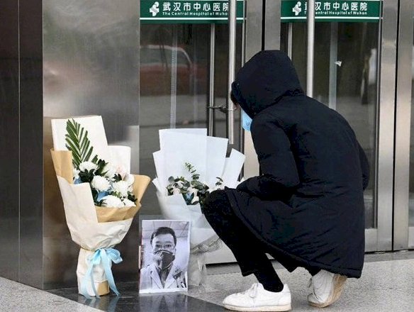 吹哨者李文亮逝世週年 中國大批網友留言悼念