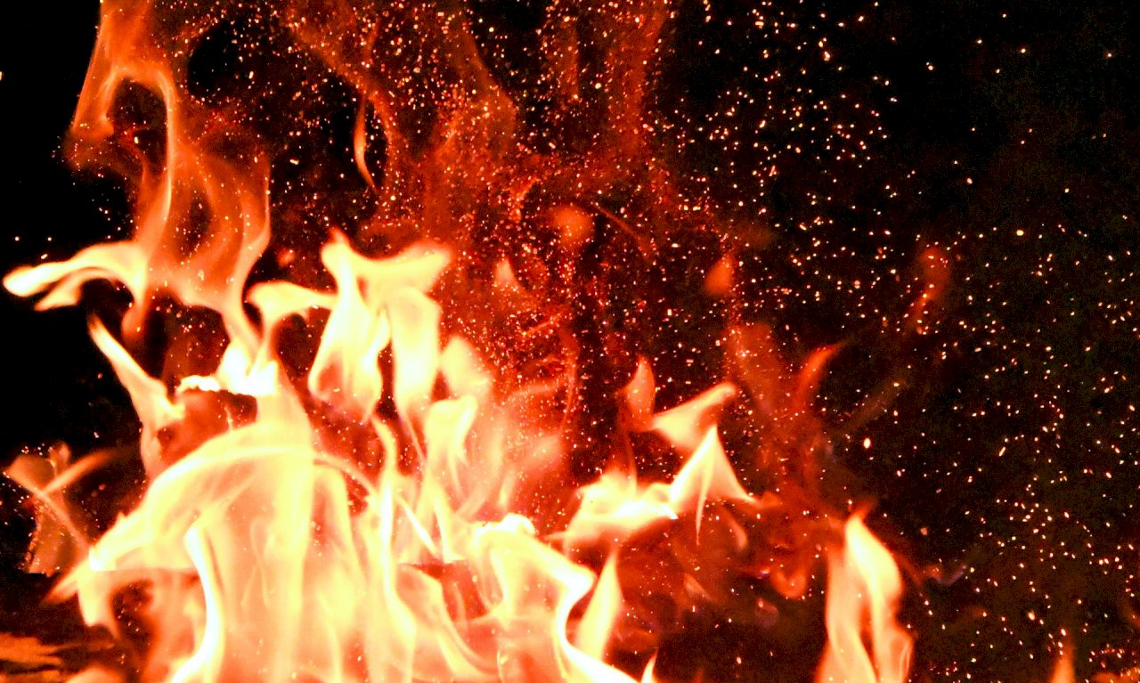 南韓中、南部多處爆發野火 2消防員罹難
