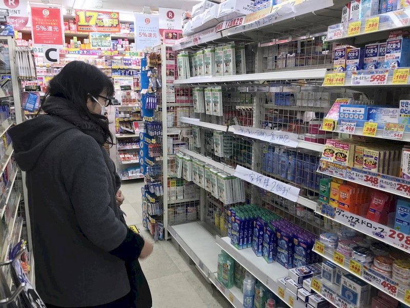 口罩荒趕工生產 日高官：估每週可供應逾1億片