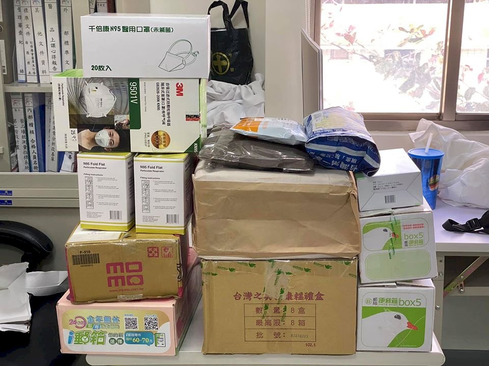 愛心口罩湧入 偏鄉醫生：不要再寄給我囉
