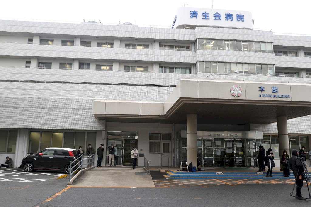武肺疫情壓縮收治能量 日本醫療人球數量大增