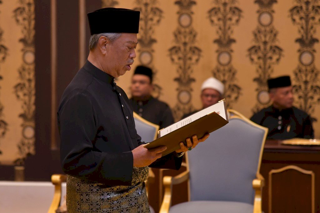 面臨不信任案挑戰 馬來西亞新總理推遲國會開議