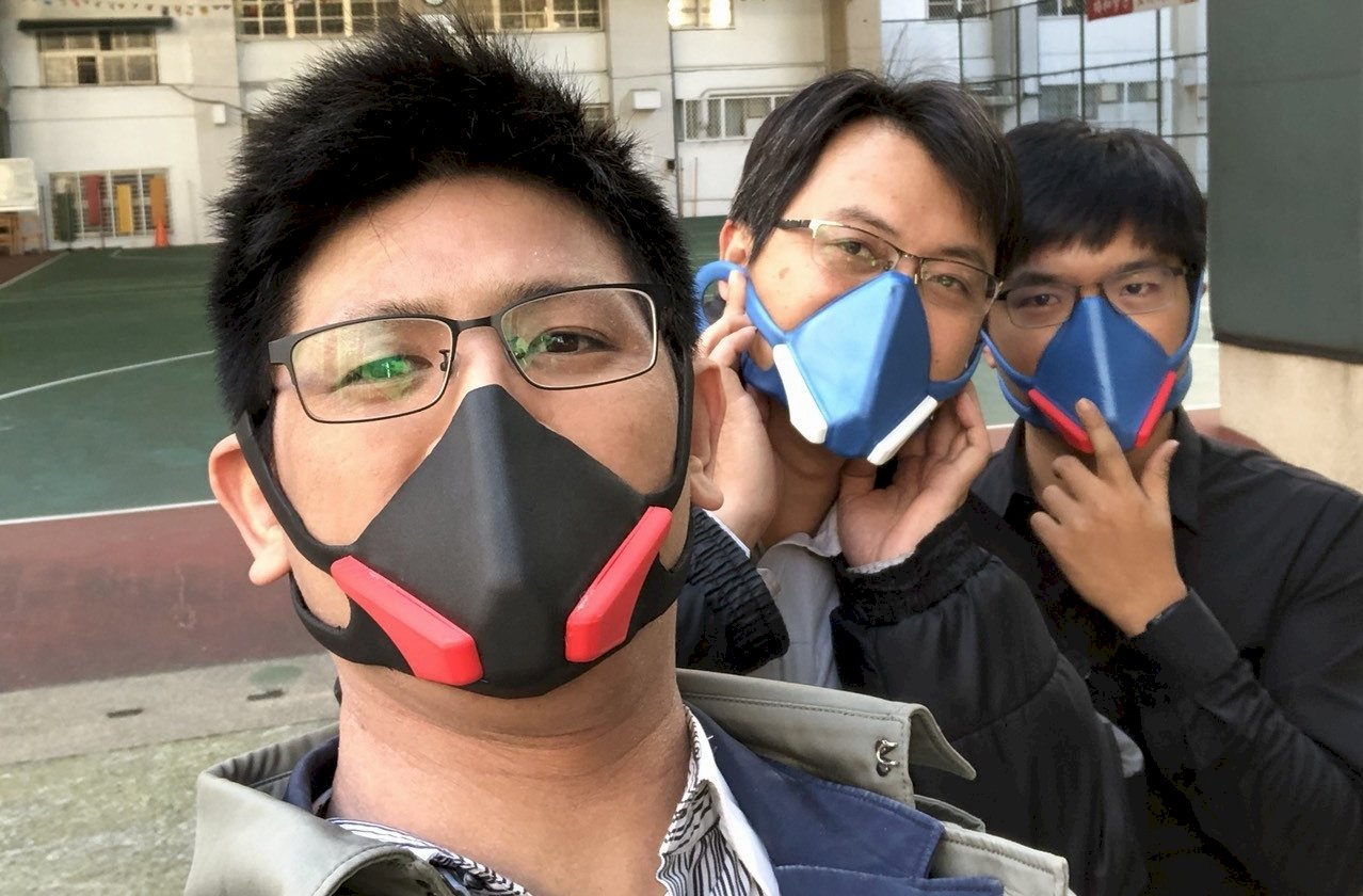 福和國中創意防疫 自製立體面罩、乾洗手保溼凝露