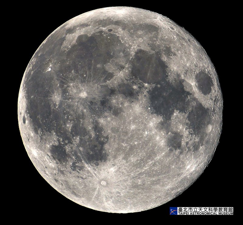 天文迷照過來！10日凌晨抬頭可望超級月亮- 新聞- Rti 中央廣播電臺