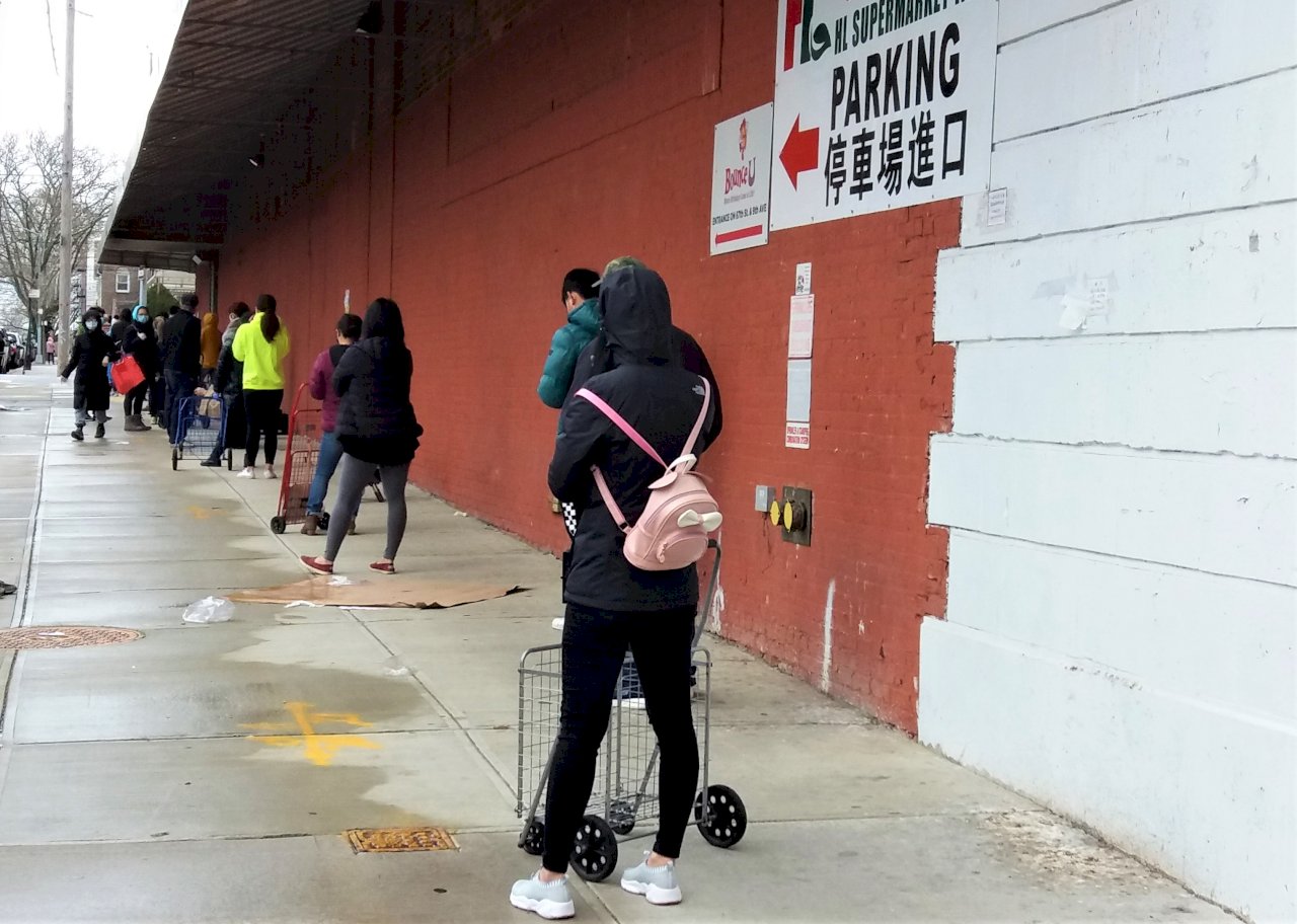 嘜擱卡啊!美國人搶物資 插隊也報警 警長推文籲專線留給緊急求助