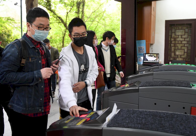 憂五一長假擴散疫情 中國暫不恢復跨省跨境旅遊
