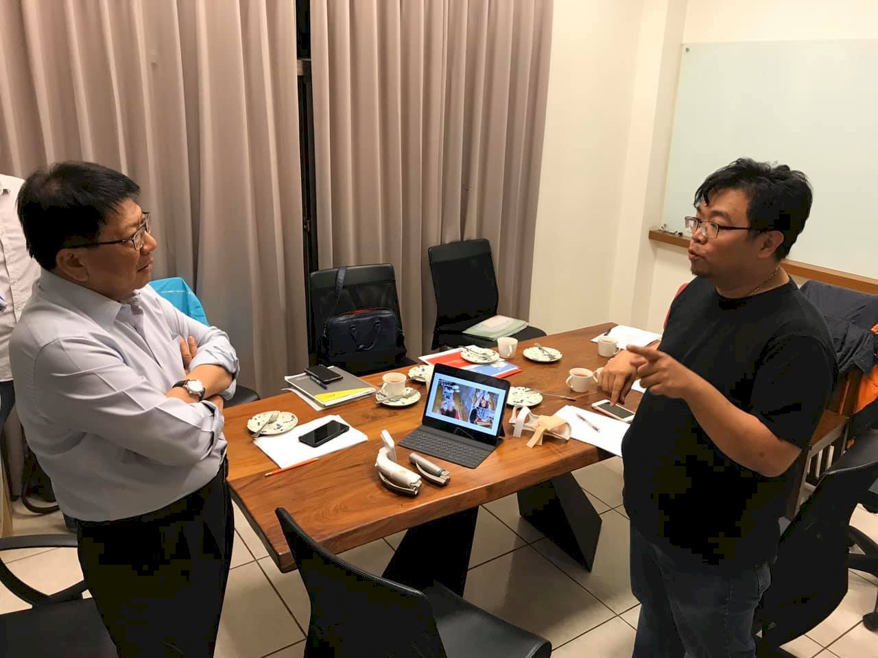 拋棄式插管防疫箱打國家隊 潘孟安協助將量產