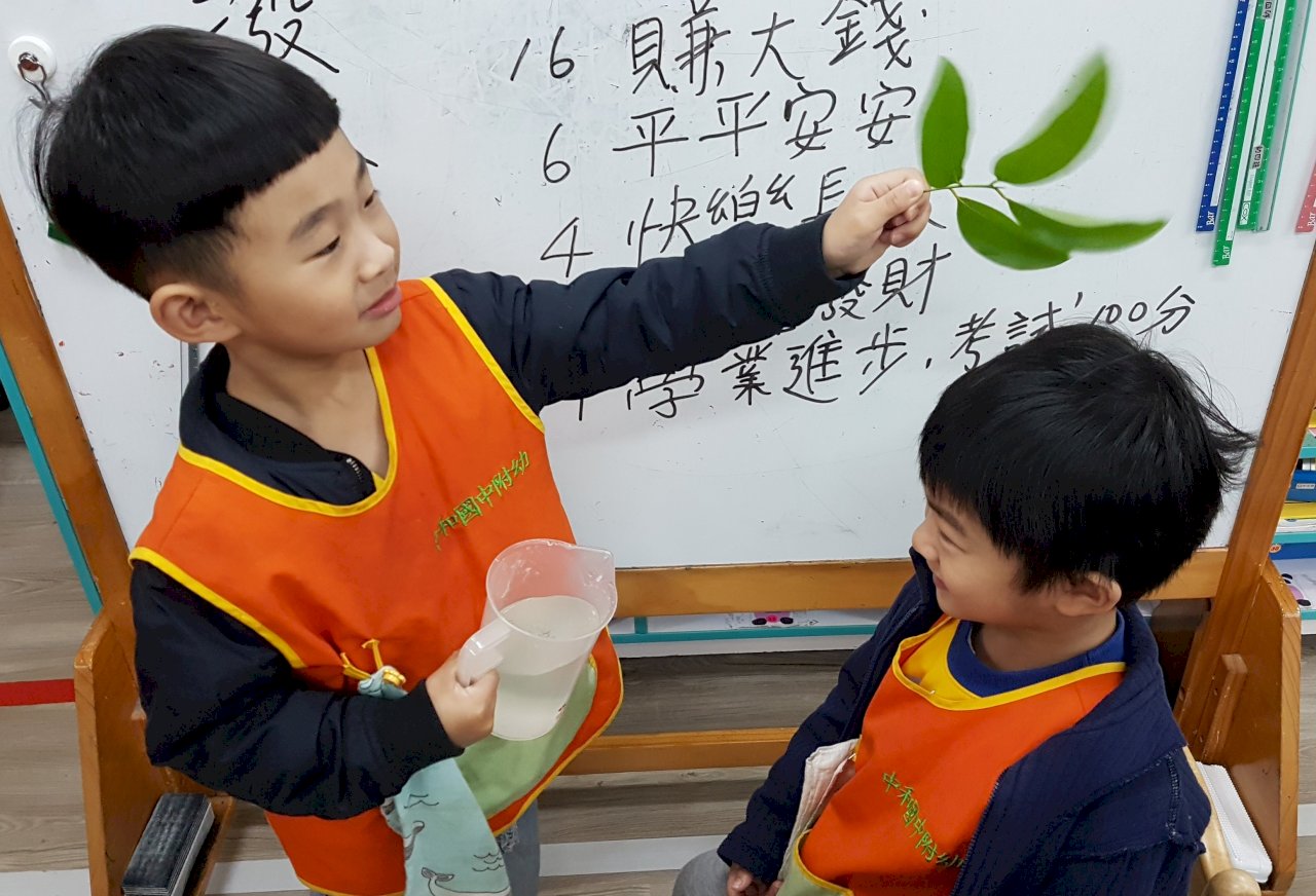 兒童月防疫 東南亞潑水節搬進幼兒園