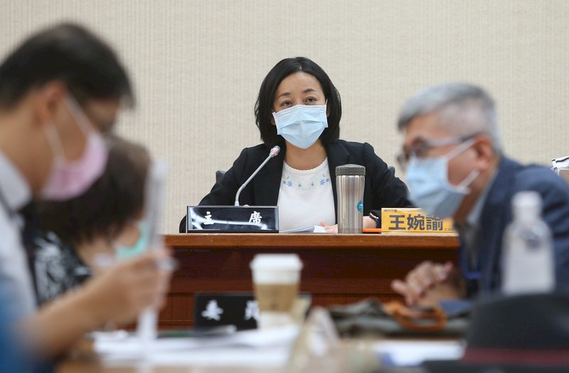 手語不能「逐字翻譯」 聽障團體籲嬰幼兒手語教材採「台灣手語」