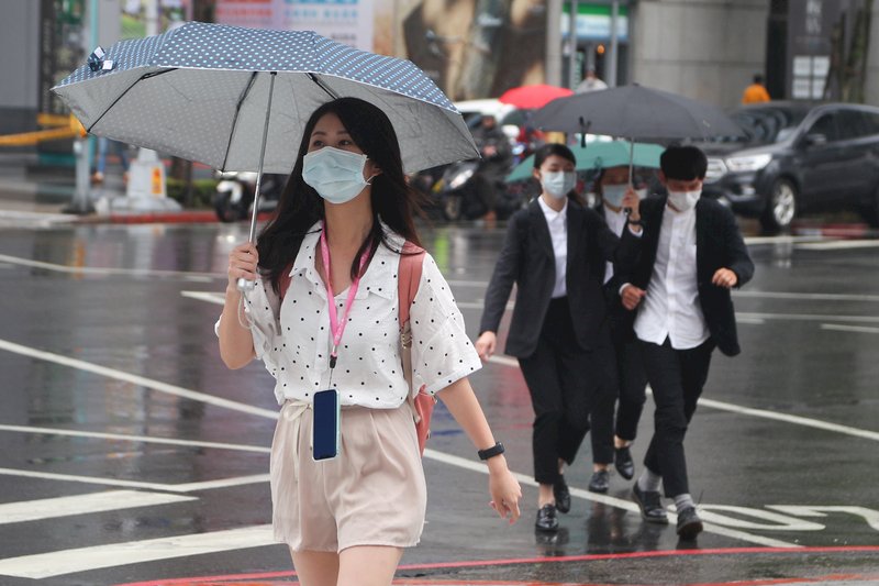 東北風增強 北部東部防大雨或豪雨
