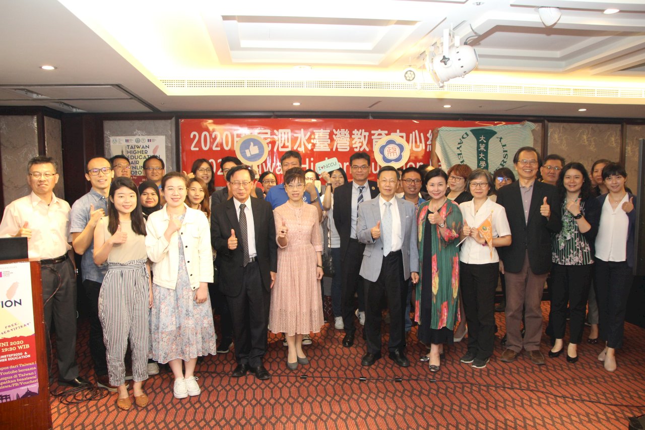 印尼台灣高教展首度線上舉行 交流格外熱烈