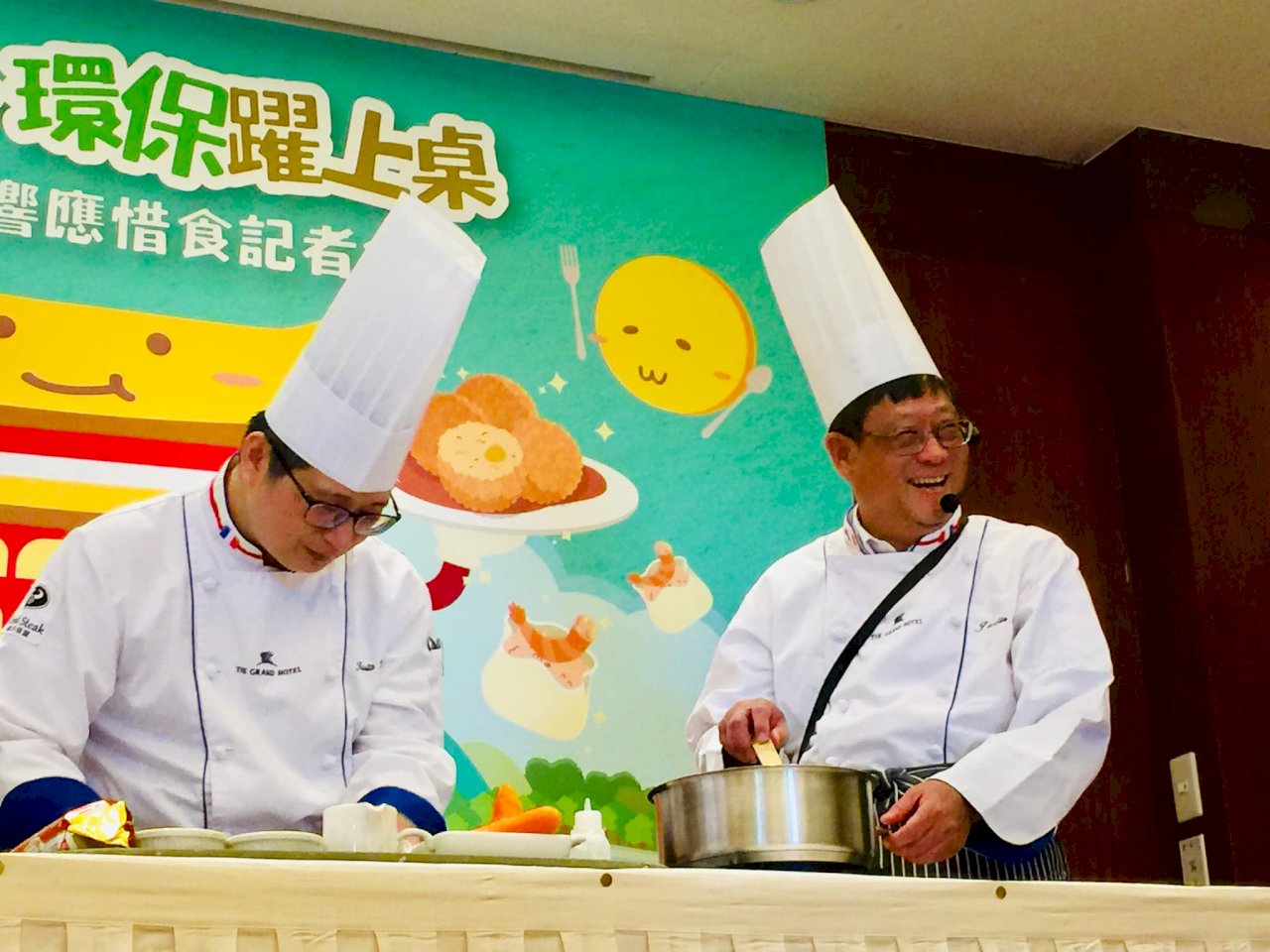 環保署長化身一日主廚 推動台灣惜食文化