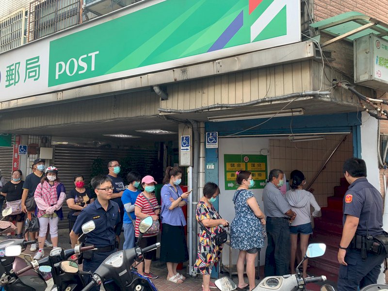 郵局ATM更友善 明年起增印尼、日文等4國語言
