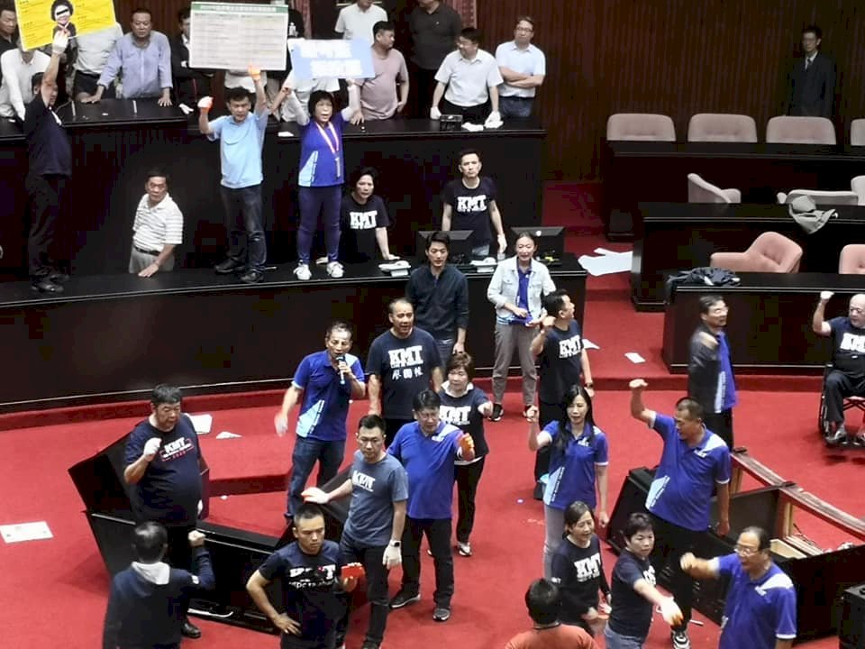 立院朝野衝突中停止監委人事案審查 在野黨團齊聲抗議