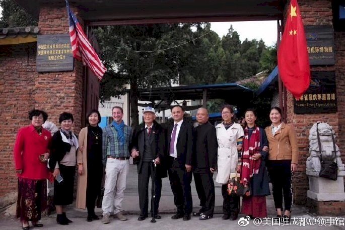 美駐成都總領館關閉 中國人的溫馨送別更值得深思