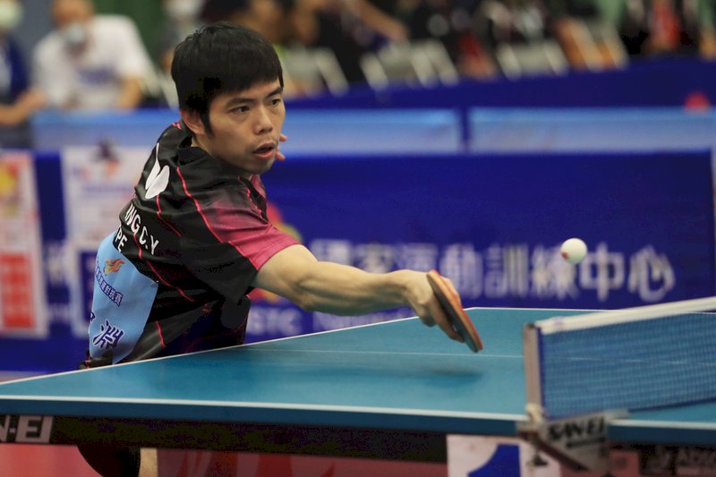 莊智淵桌球亞錦賽扳倒日本選手 晉級4強篤定有牌