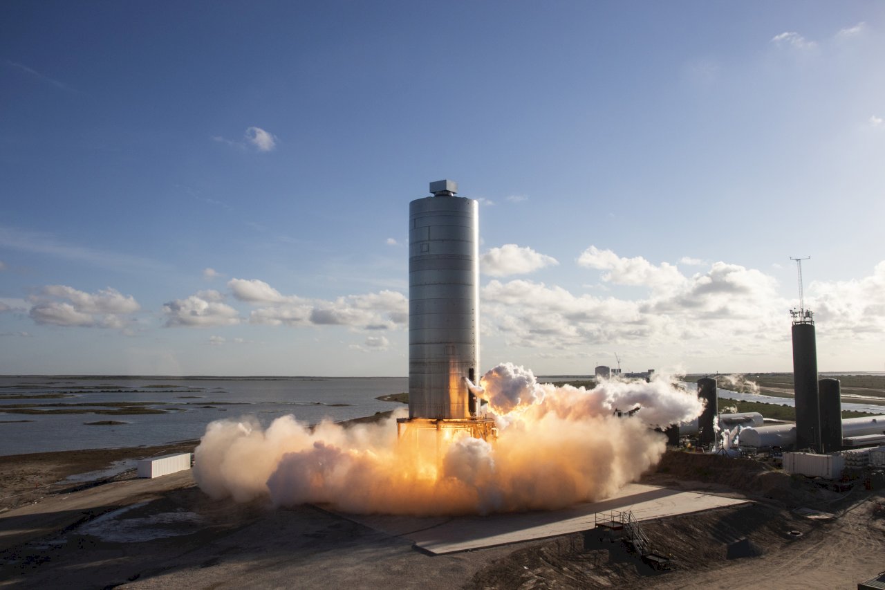 放眼移民火星 SpaceX成功試飛星艦原型火箭