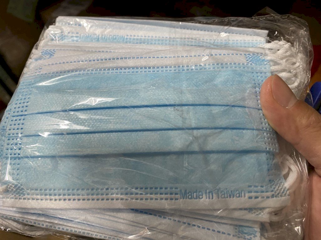 中國製口罩偽裝MIT闖關入台 海關單日查獲逾7千片