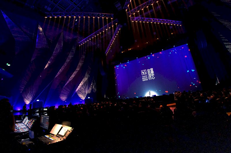 台北流行音樂中心18日公開表演廳空間配置與舞台設計，全廳可容納5000名觀眾。（北流提供）