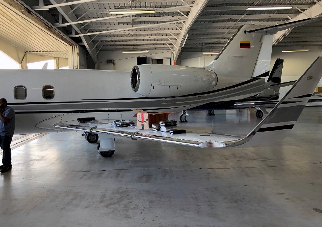與委國貪腐案相關 飛機載武器現金離美時遭攔截