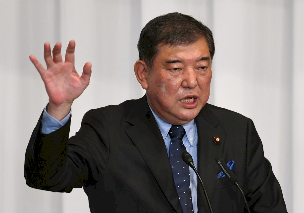 石破茂:不參加自民黨總裁選舉 支持河野太郎