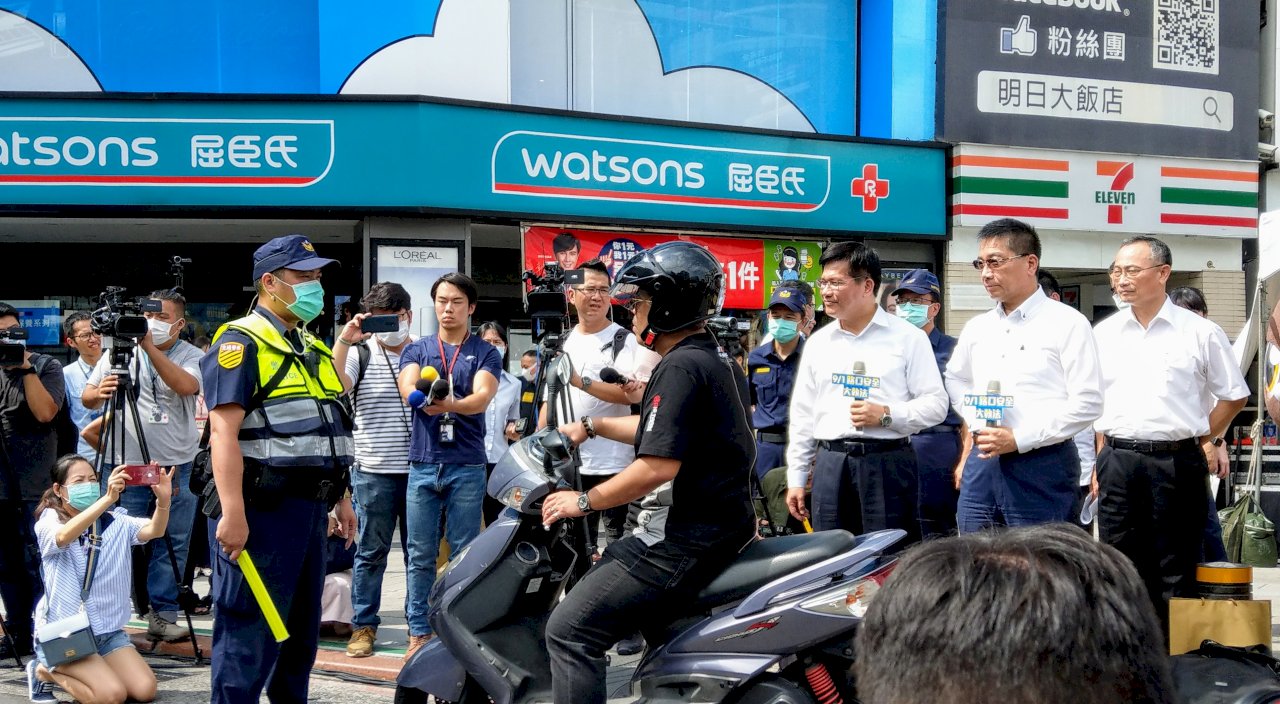 9/1起全國路口大執法 汽機車未停讓行人最高罰3,600元(影音)