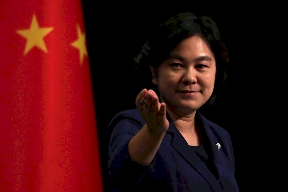 川粉闖國會！華春瑩譏諷：香港立法會被佔時，沒有一個示威者死亡
