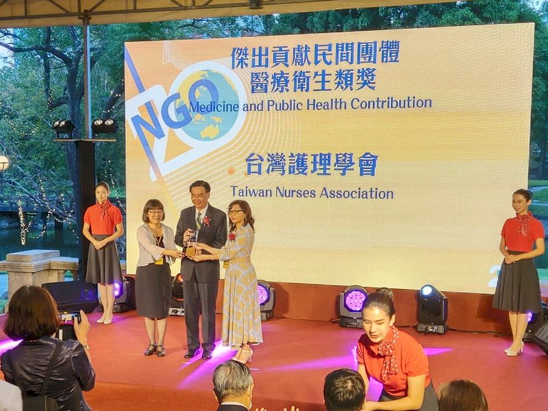 台灣能幫忙 吳釗燮：強化與NGO互動貢獻世界