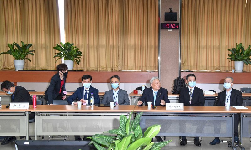 中天換照聽證會 律師：要求政論節目窮盡查證恐釀寒蟬效應