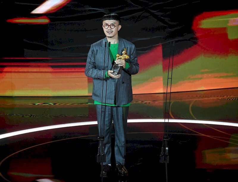 第57屆金馬獎頒獎典禮21日晚間在台北國父紀念館隆重登場，最佳視覺效果獎由郭憲聰以電影「消失的情人節」奪得。
