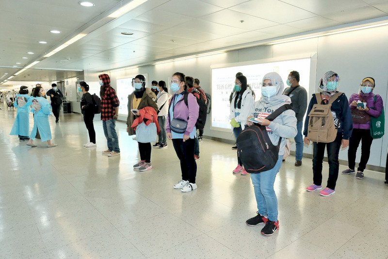 中央流行疫情指揮中心30日表示,有鑑於印尼武漢肺炎(2019冠狀病毒疾病,COVID-19)疫情嚴峻,宣布從12月4日至17日,將暫停引進印尼籍移工入境來台工作2週。