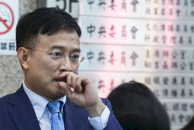 指蔡總統偽造學歷 彭文正被依加重誹謗罪起訴