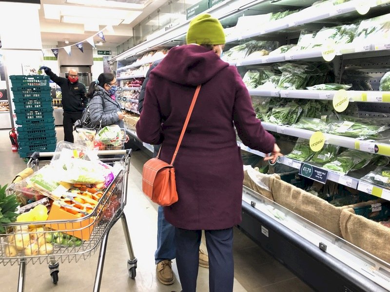 英國通膨攀抵40年高點 生活成本飆漲危機惡化