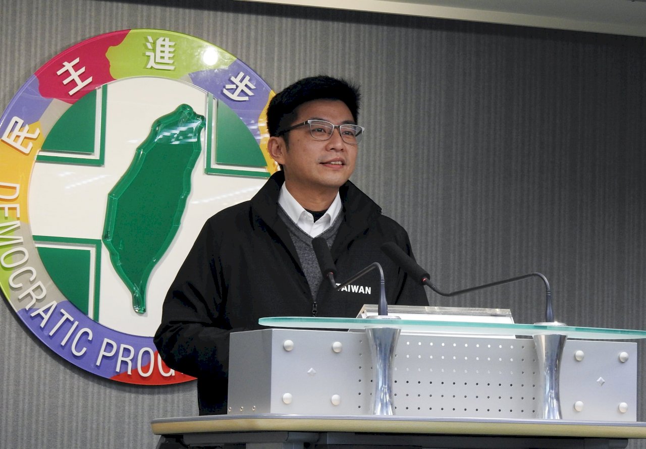 駁「組合拳」拆解藻礁炸彈 民進黨：各方持續溝通