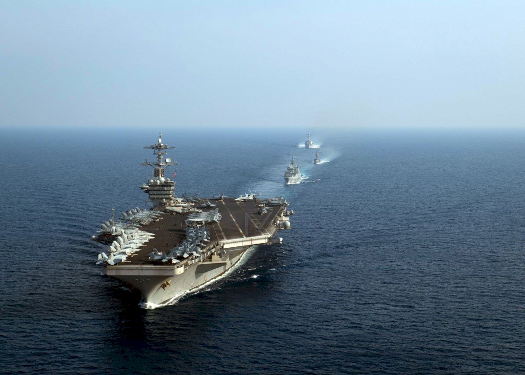 不滿美航母進入南海 中國宣布本週南海軍演