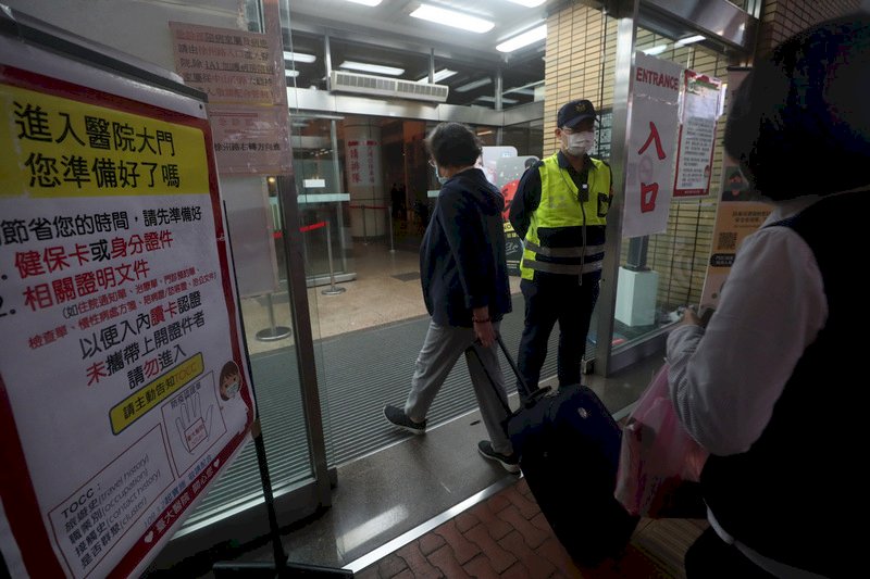 醫院與長照機構禁探病探視至6/8 擴及全國實施