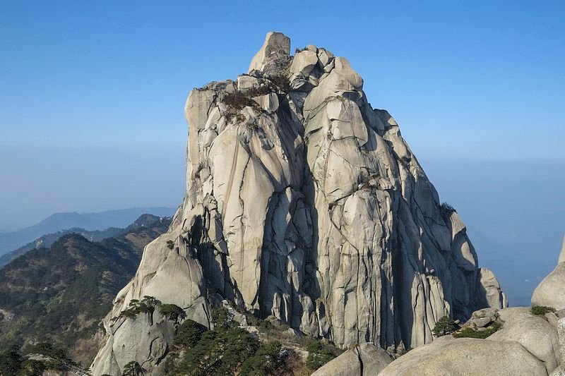 從未終結的苦難》吳祚來自述19 天柱山背後的苦難敘事