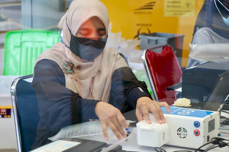 印尼自製呼氣篩檢儀 有助提升防疫能量