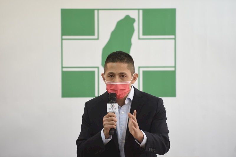報復性罷免四起 吳怡農籲破壞民主活動請適可而止