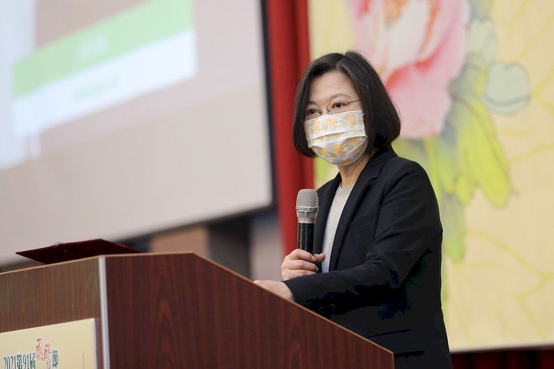 蔡總統出席國醫節大會 肯定「清冠一號」熱銷歐美