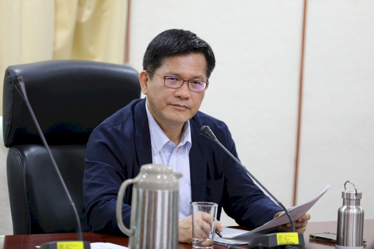 蘇花事故 林佳龍下令718輛遊覽車暫停營運